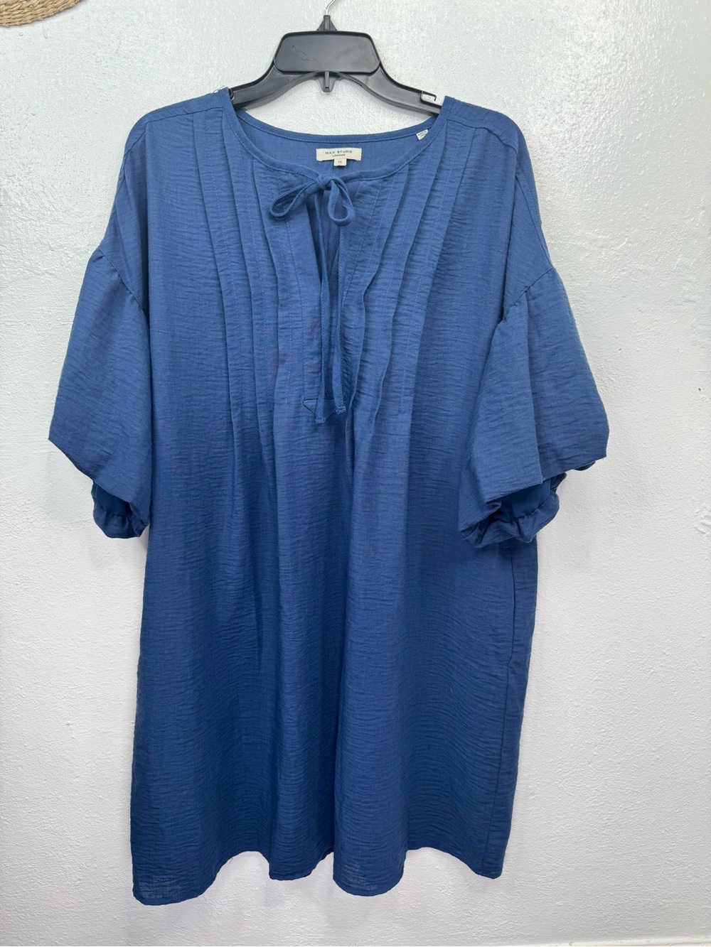 Max Studio London Dress Womens Plus 1X Blue Tie Neck Shift with Pockets